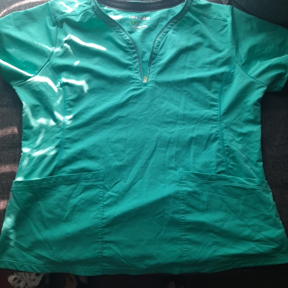 Scrub top